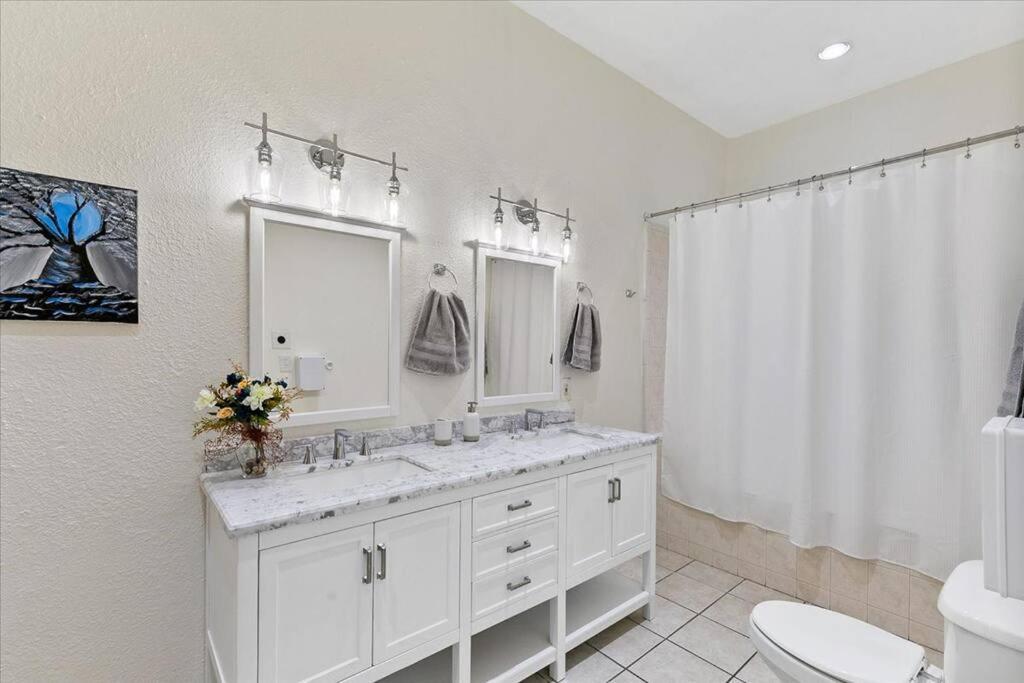 Lucky House - Tranquility In The Middle Of Houston - Tv In Every Room - 300 M2 Eksteriør billede