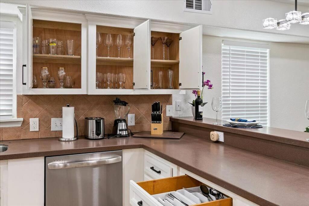 Lucky House - Tranquility In The Middle Of Houston - Tv In Every Room - 300 M2 Eksteriør billede
